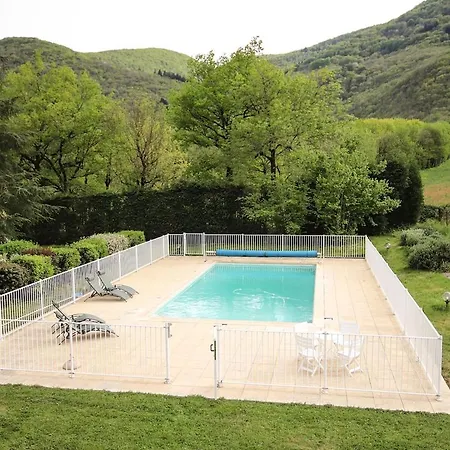 فيلة La Metairie Saint-Amans-Soult