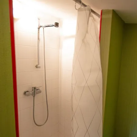 La Metairie فيلة *