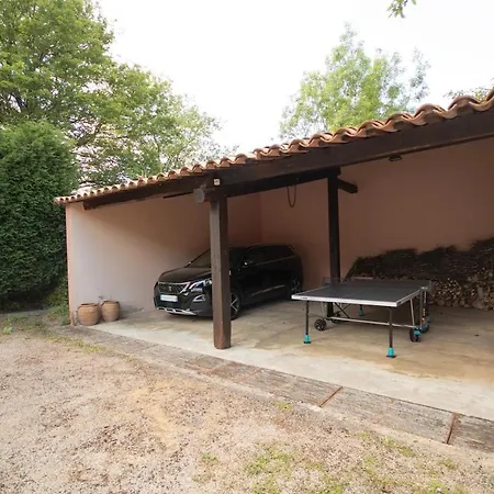 La Metairie فيلة *